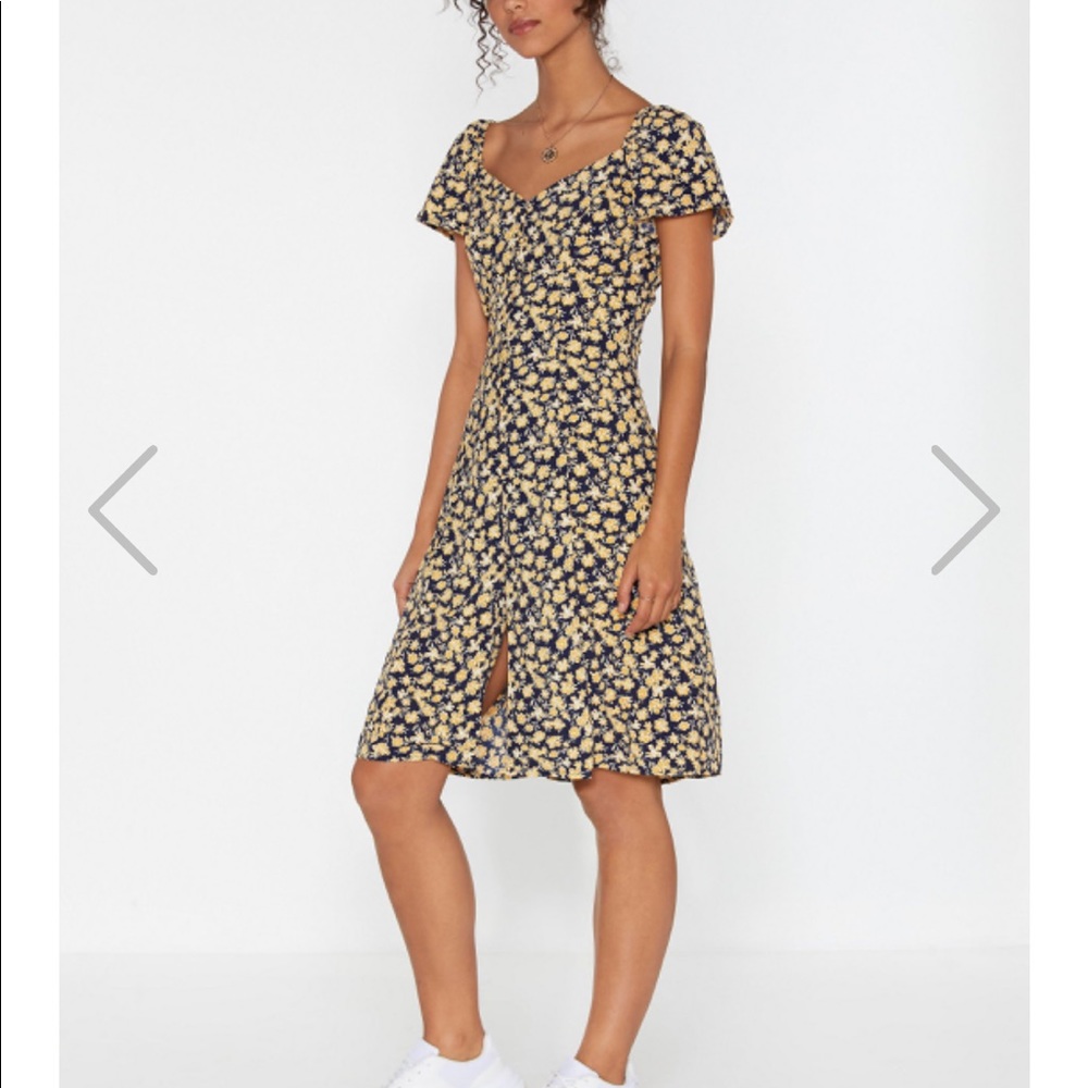 Nasty gal floral button down dress (NWT)